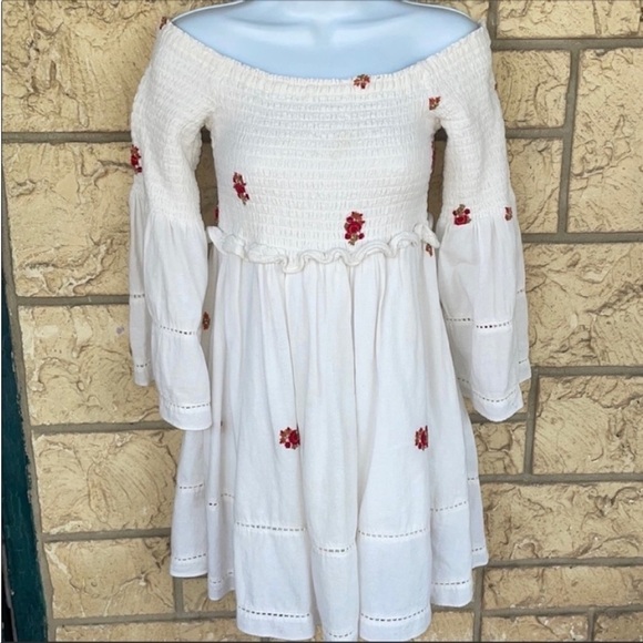 EMBROIDERED OFF THE SHOULDER FREE PEOPLE DRESS FLORAL Boho Pockets Vacation - Picture 4 of 16